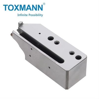Chiếc máy CNC chính xác Bộ phận ô tô thép Động cơ tùy chỉnh và khối PTO cho máy kéo với kim loại quý