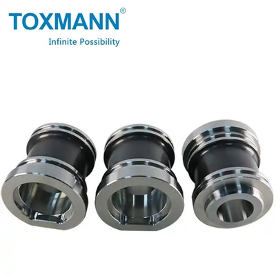 Các nhà sản xuất thực hiện các bộ phận phần cứng xoắn, chế biến phay, chế biến các bộ phận máy tháo chính xác phi tiêu chuẩn
