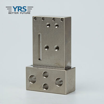 SKD61 Bộ phận gia công phay CNC kim loại Dung sai 0.02mm Bền